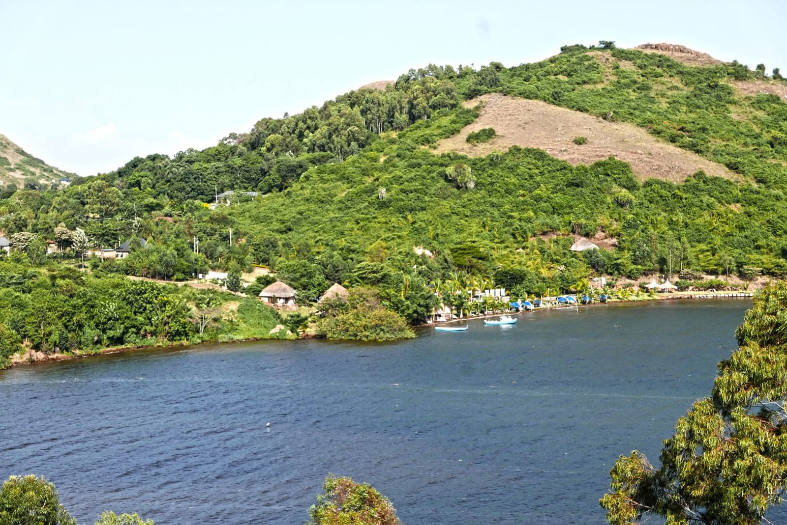 EXCLUSIVE ISLAND RESORT