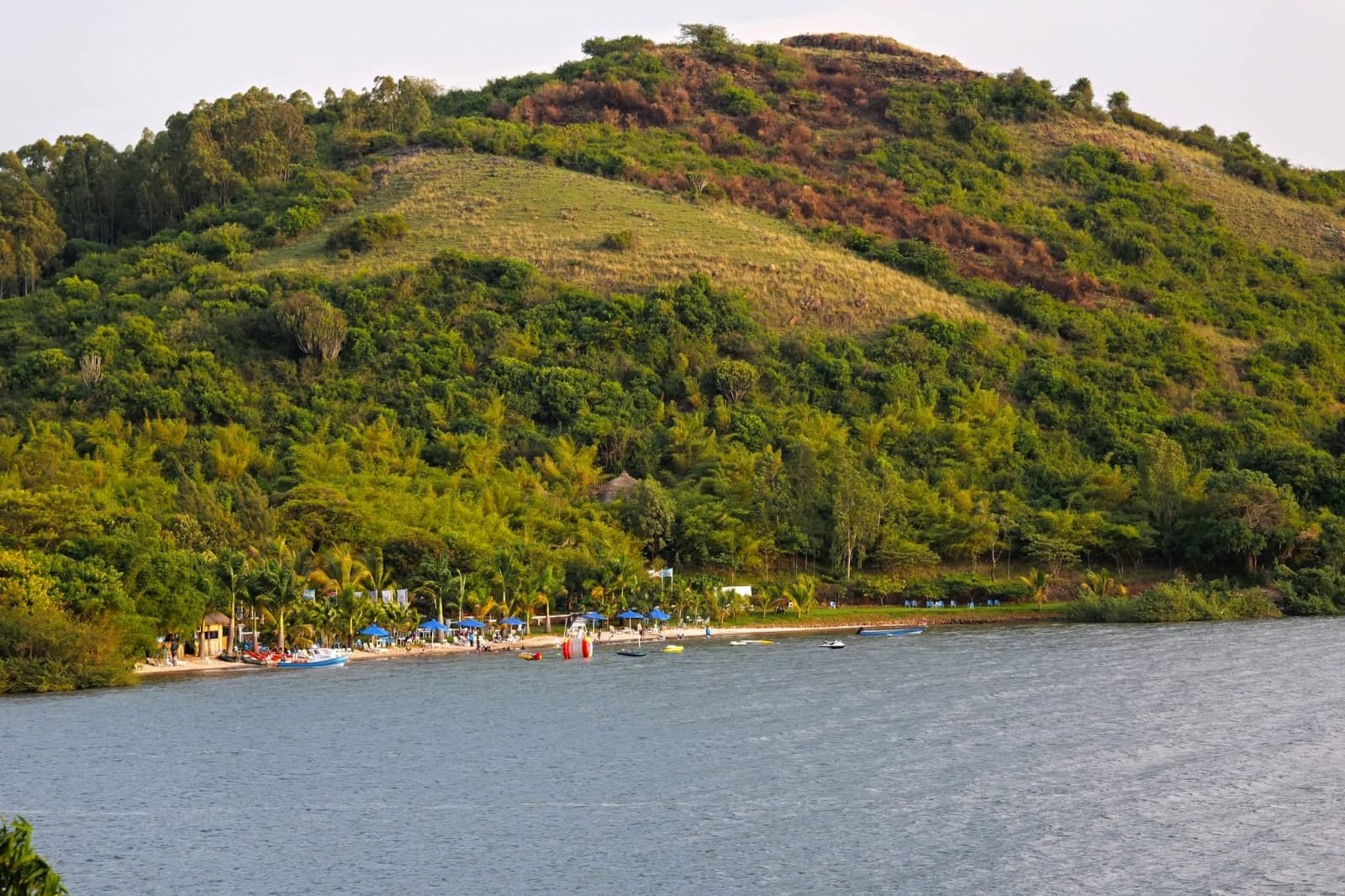 EXCLUSIVE ISLAND RESORT