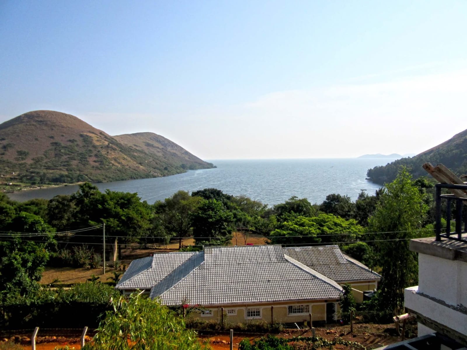 EXCLUSIVE ISLAND RESORT