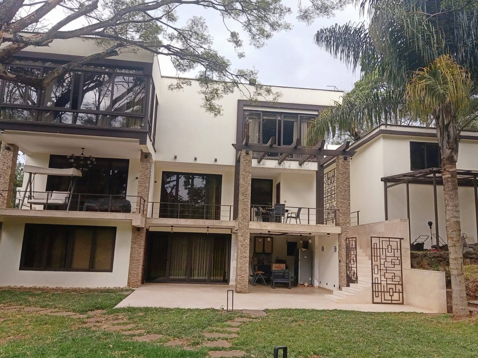 5 Bedroom ambassadorial Villa