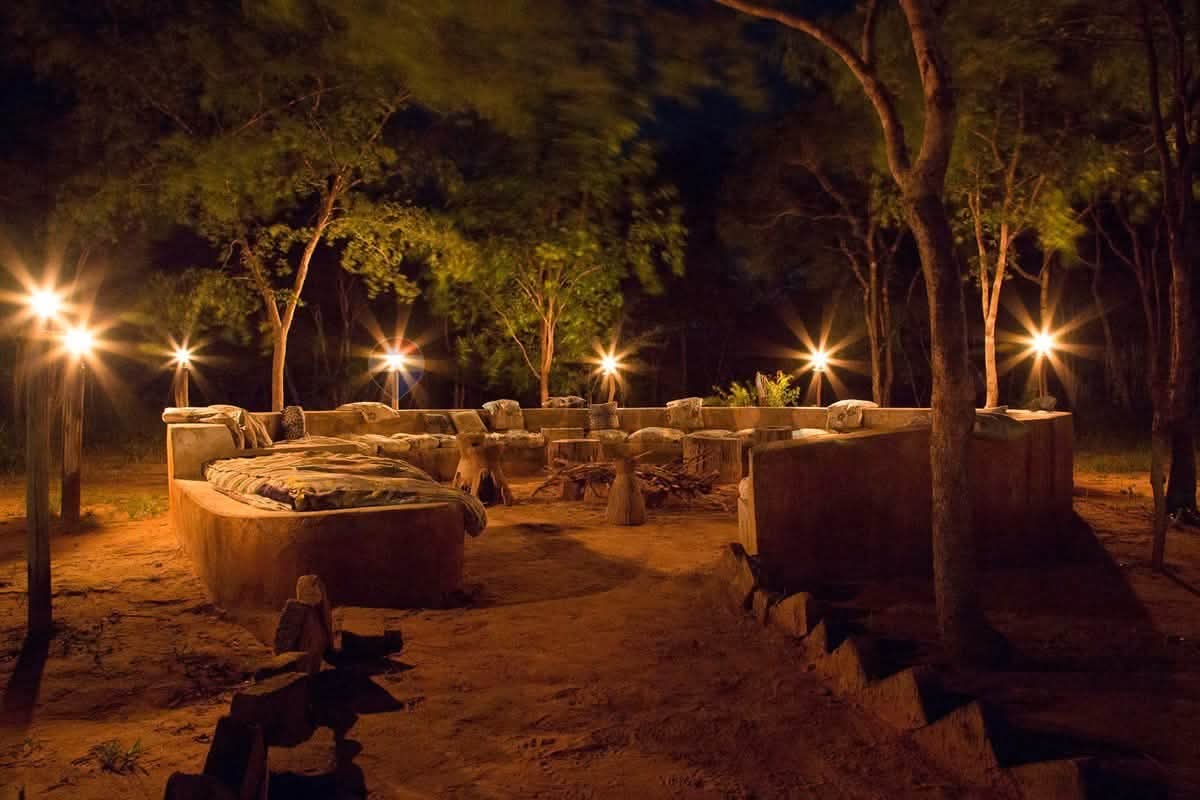 EXCLUSIVE SAFARI LODGE & TENTED CAMP – NEAR MIKUMI NATIONAL PARK