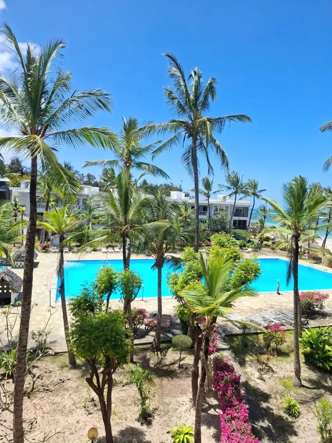 3bedroom Beachfront Apartment With Stunning Panoramic Seaviews