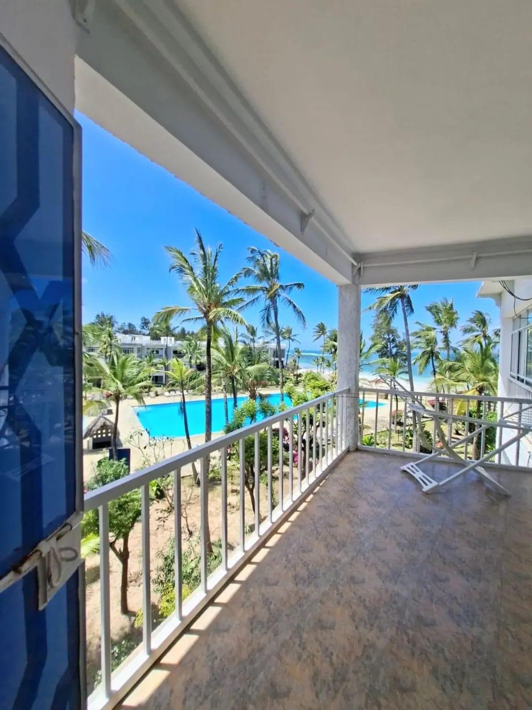 3bedroom Beachfront Apartment With Stunning Panoramic Seaviews