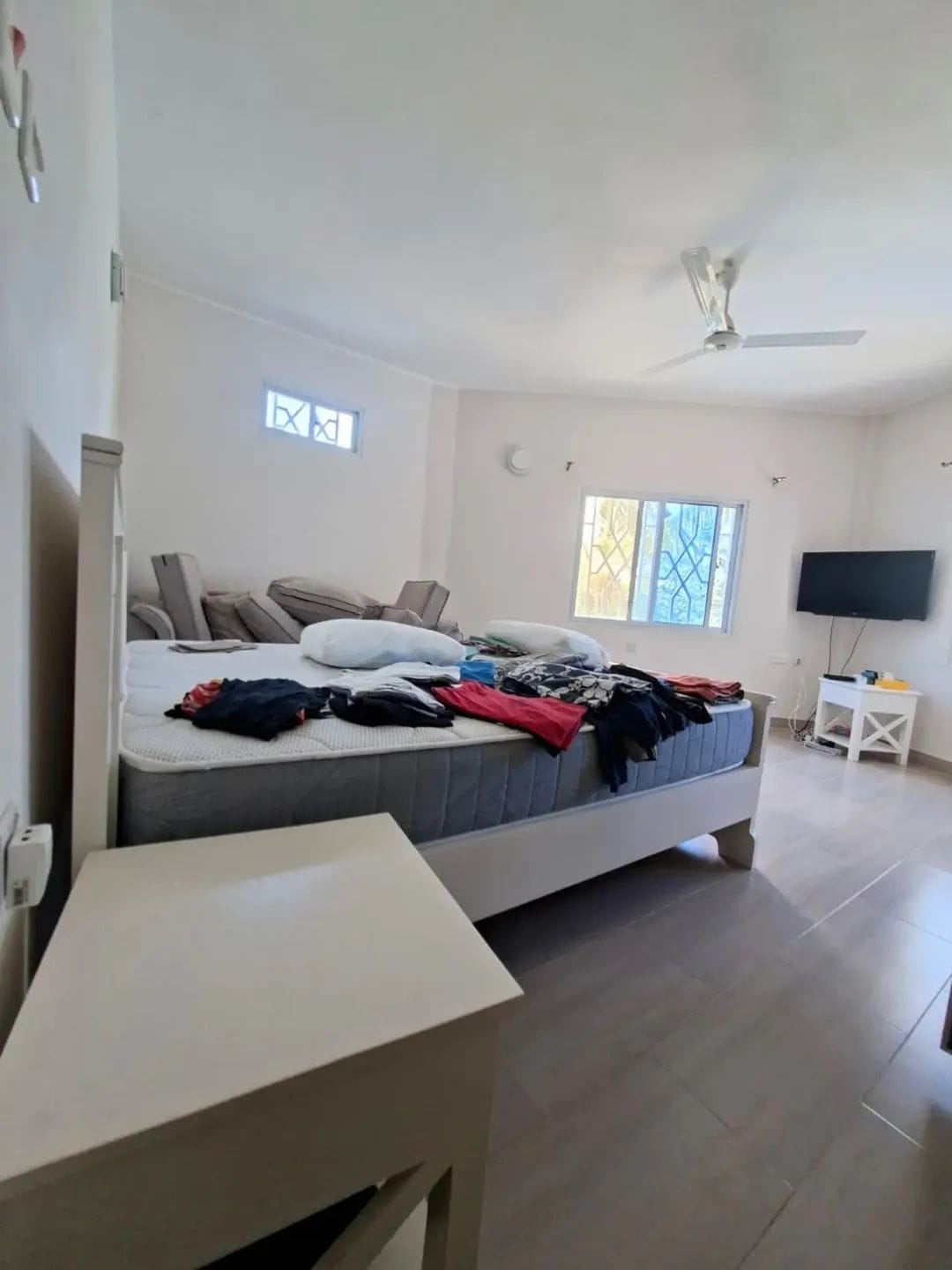 3bedroom Beachfront Apartment With Stunning Panoramic Seaviews