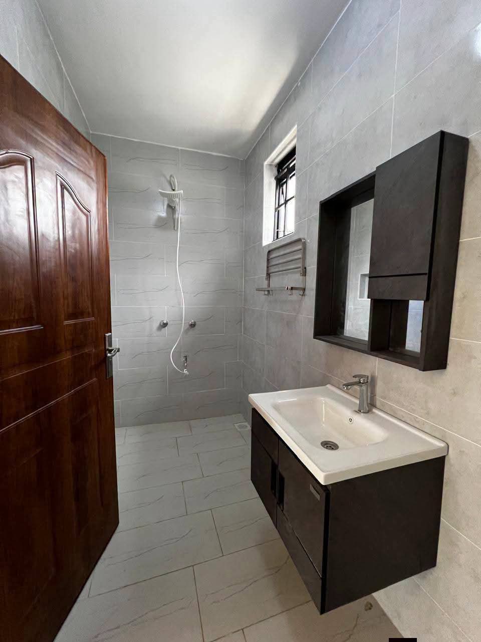 LUXURY 4 BEDROOM WITH DSQ