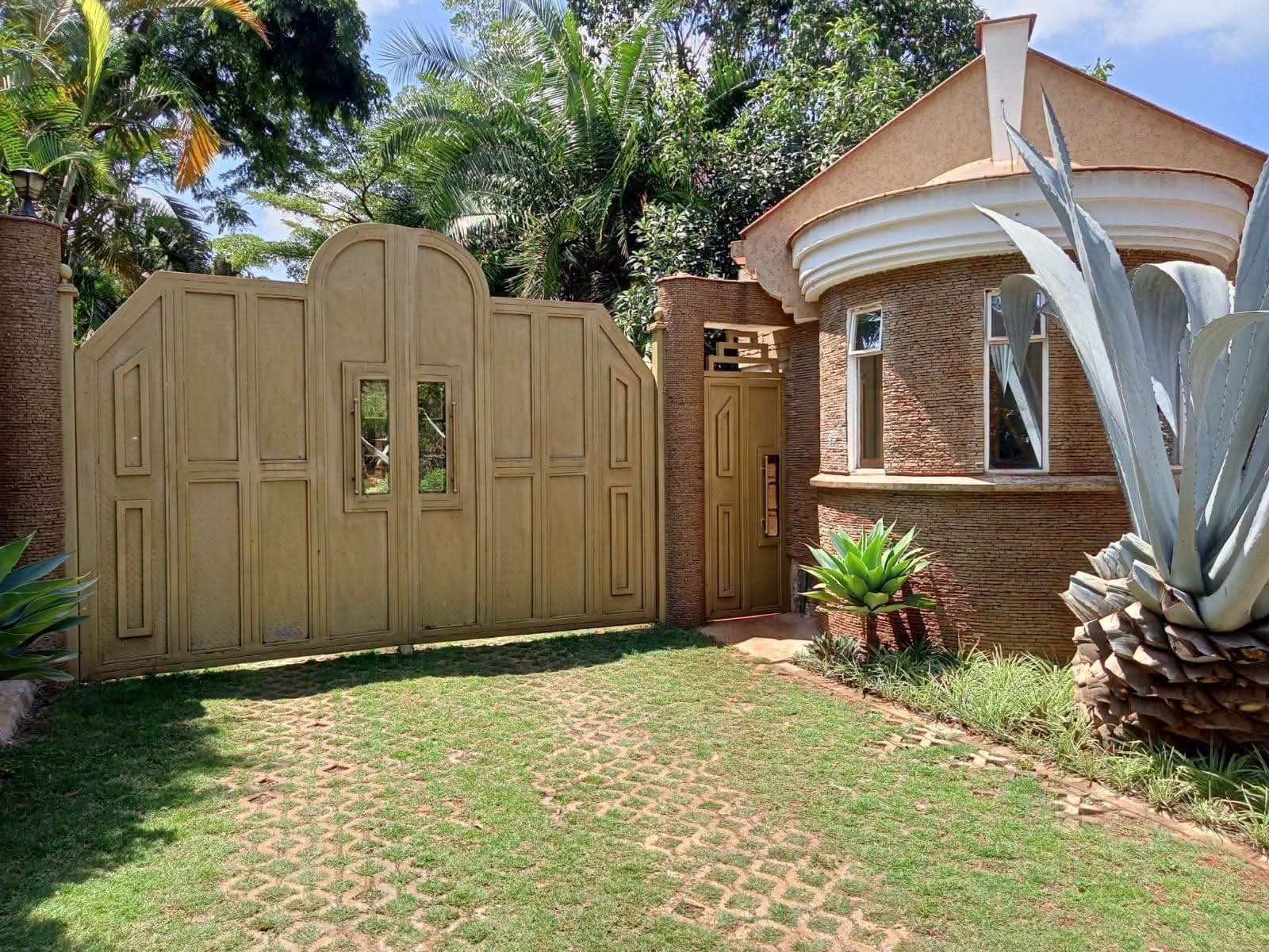 8 BR AMBASSADORIAL VILLA WITH CHAPEL