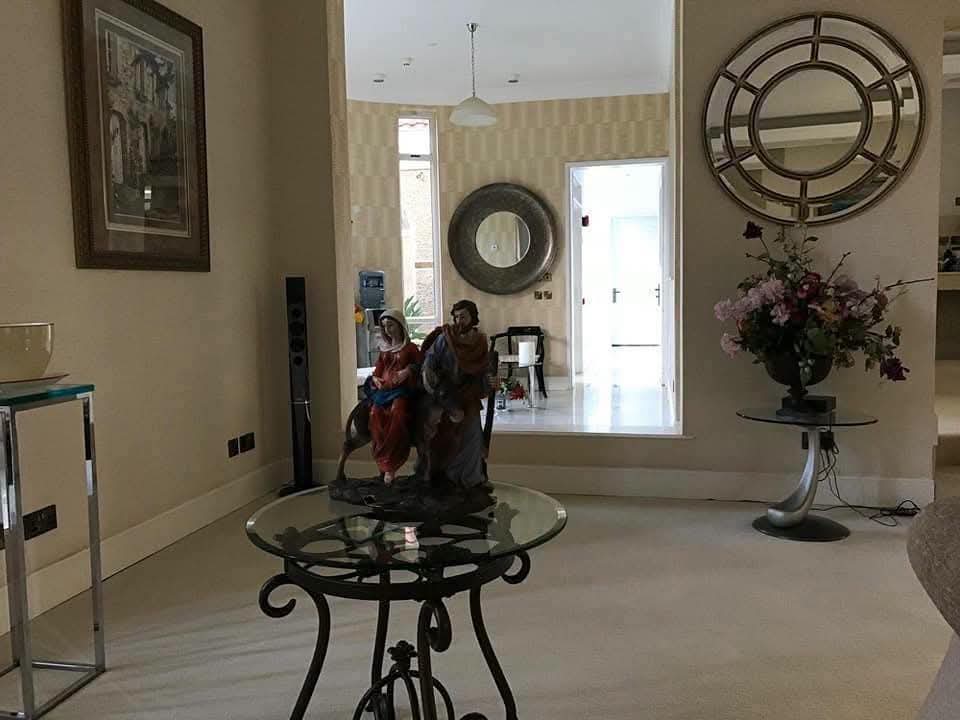 8 BR AMBASSADORIAL VILLA WITH CHAPEL