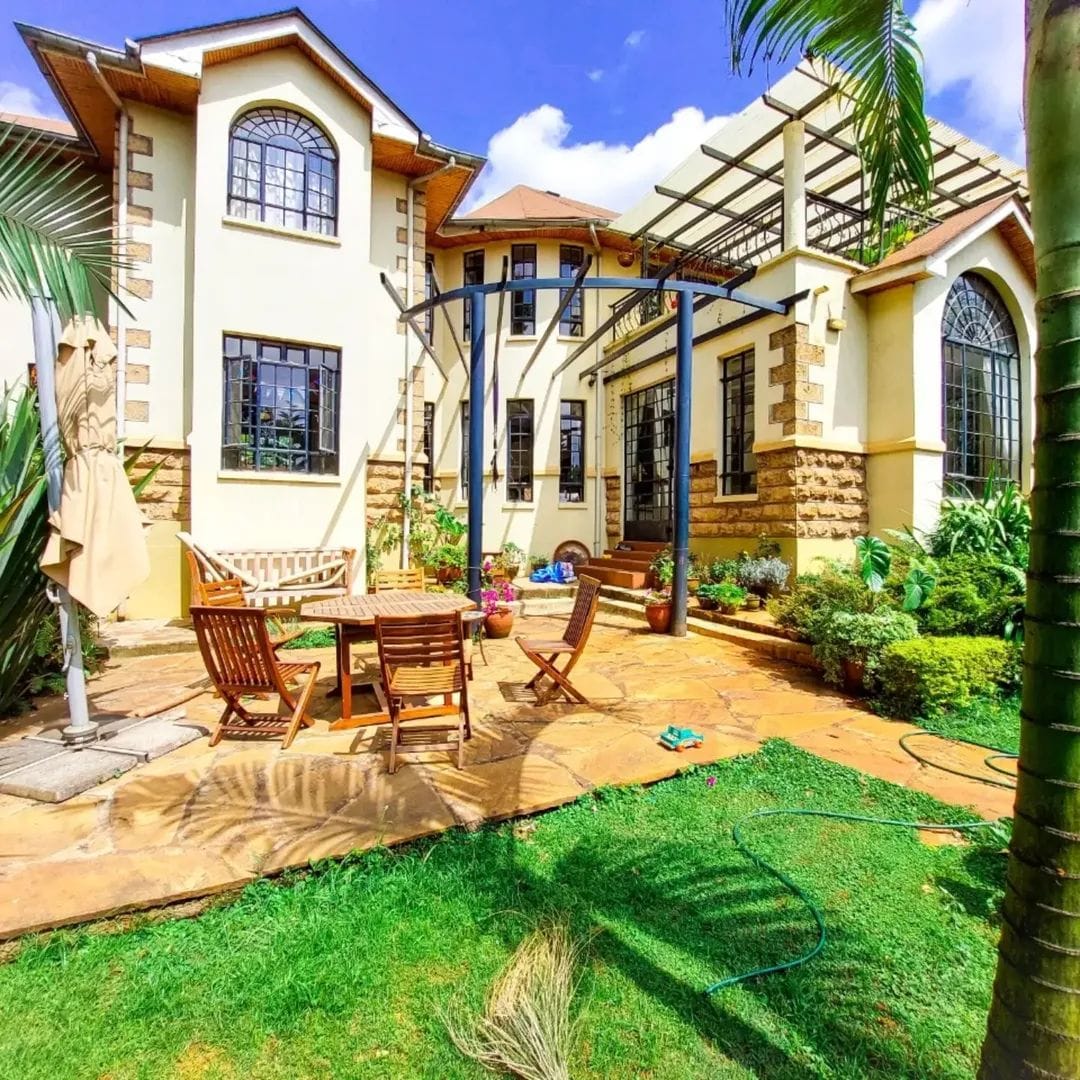 4 Bedroom House on 0.5 Acres