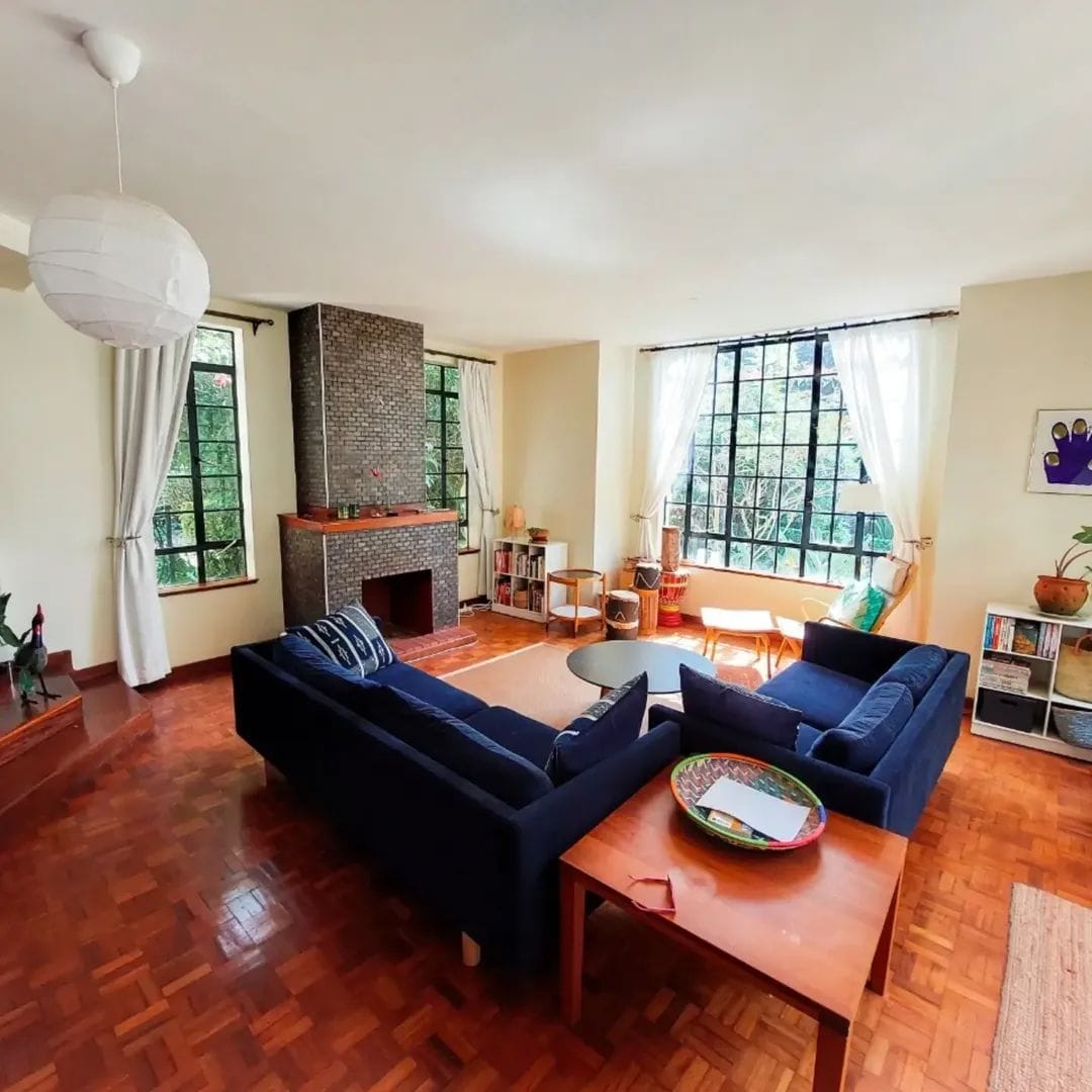 4 Bedroom House on 0.5 Acres