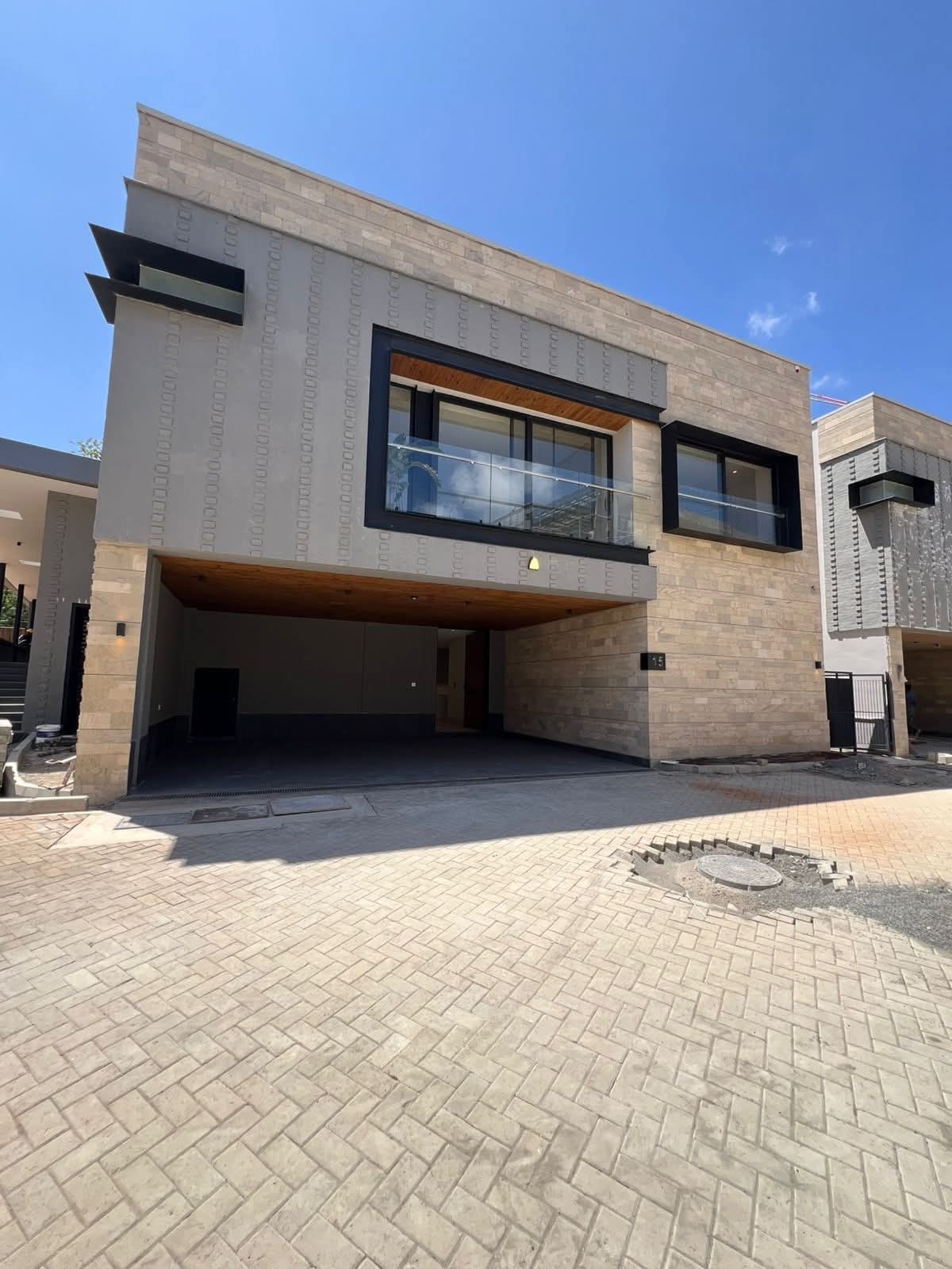 NEW 5-BEDROOM LUXURY VILLA | WESTLANDS