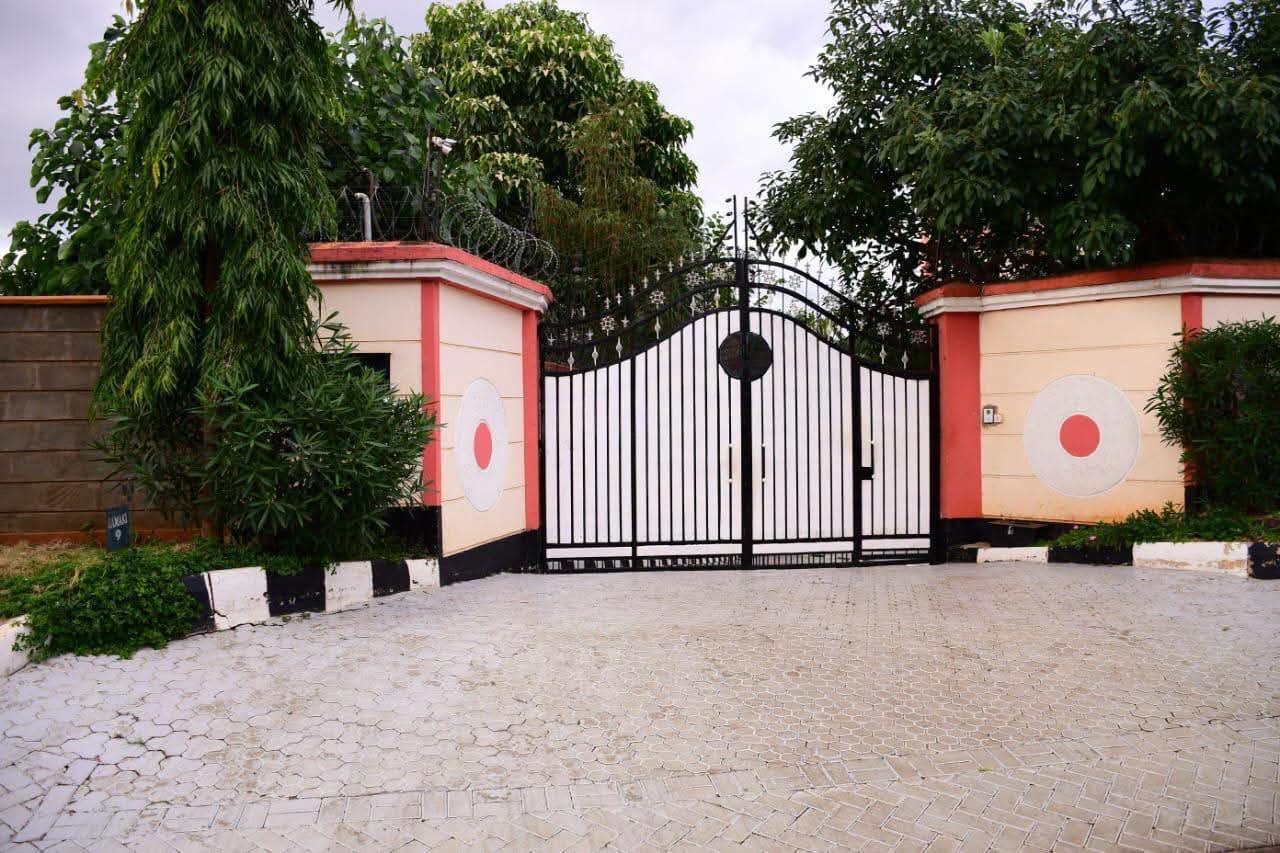 Spacious 1-Acre Property | 5-Bedroom Villa