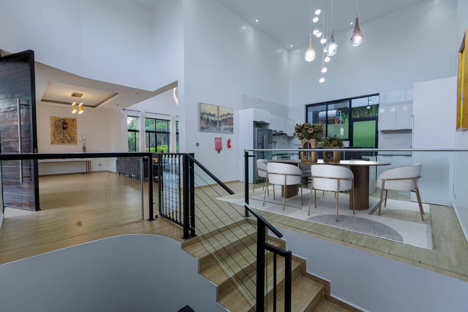 SOPHISTICATED MODERN VILLA WITH GARDEN, POOL & GYM SPACE – KACYIRU