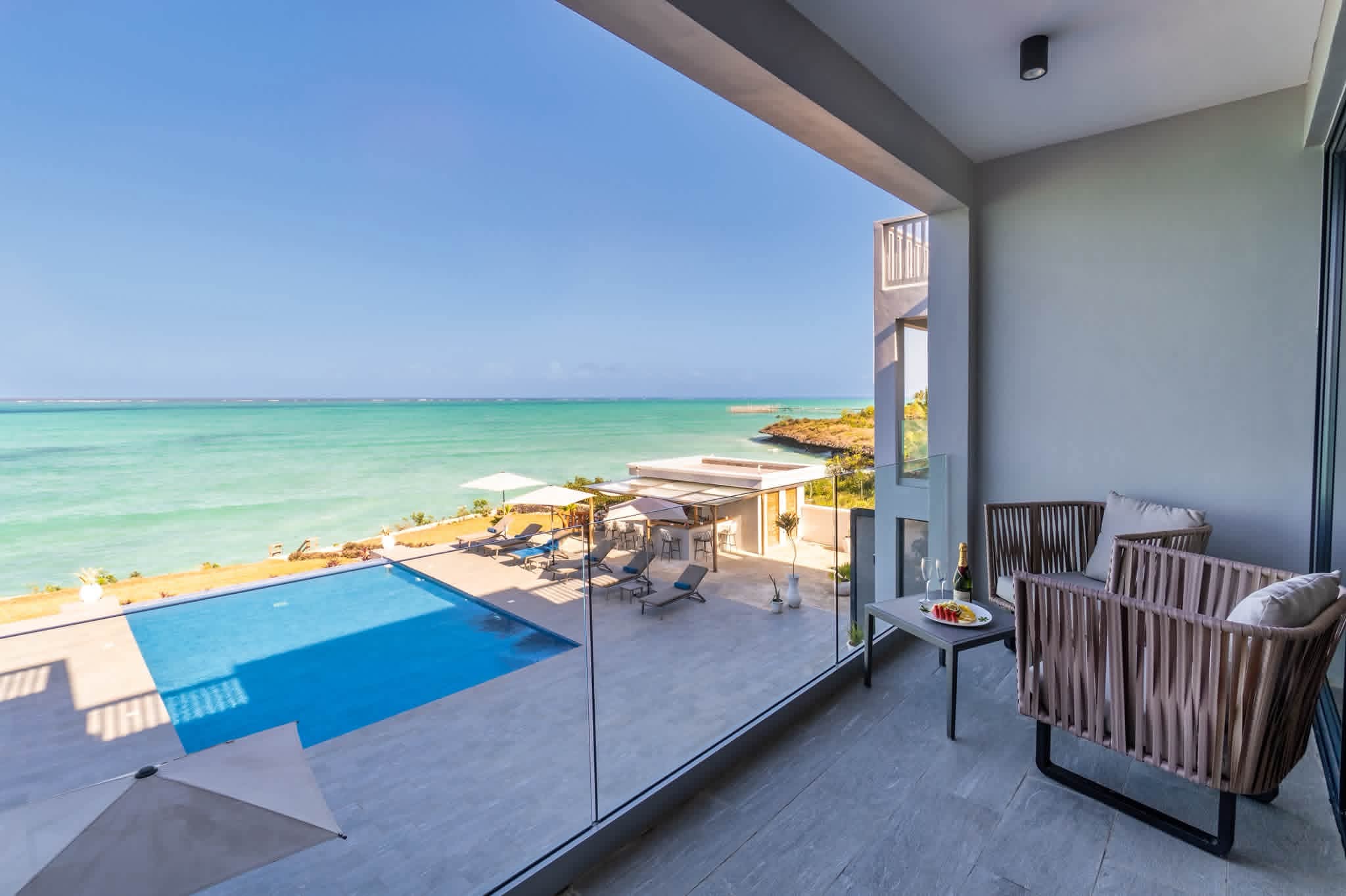 🌴 Modern Beachfront Estate on 8,500 sqm – Jambiani 🌊