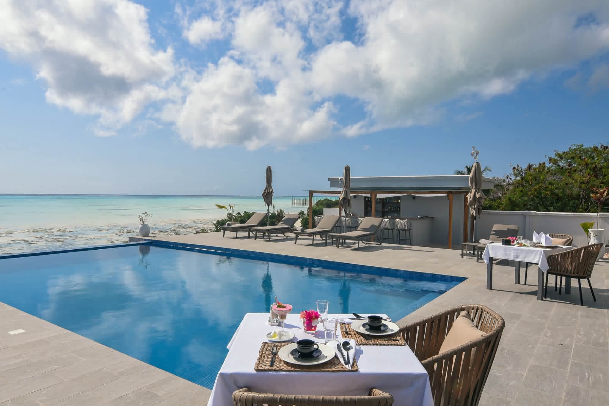 🌴 Modern Beachfront Estate on 8,500 sqm – Jambiani 🌊