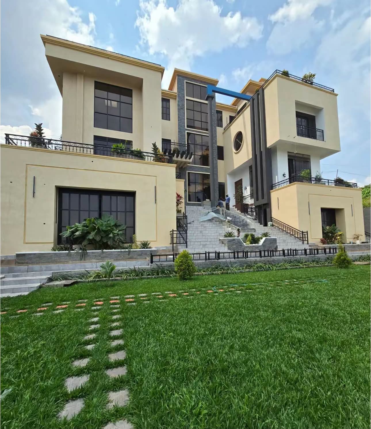 LUXURY HOMES